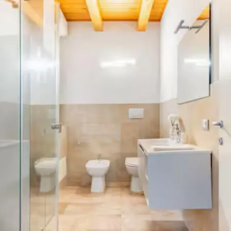 Apartamento Luxury Lakeview Loft Baveno