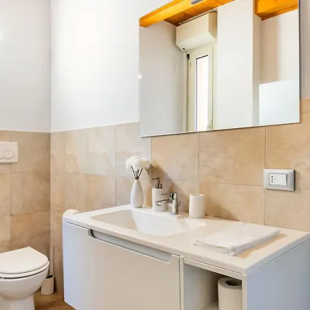 Luxury Lakeview Loft Μπαβένο