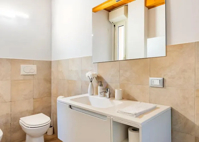 Luxury Lakeview Loft Бавено